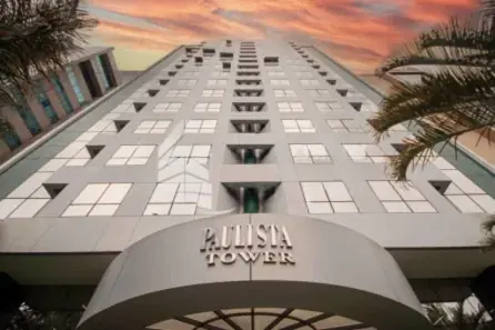 Fachada do Edifício Paulista Tower, na Rua Vergueiro 2045, Vila Mariana, prédio onde fica a Notehelp